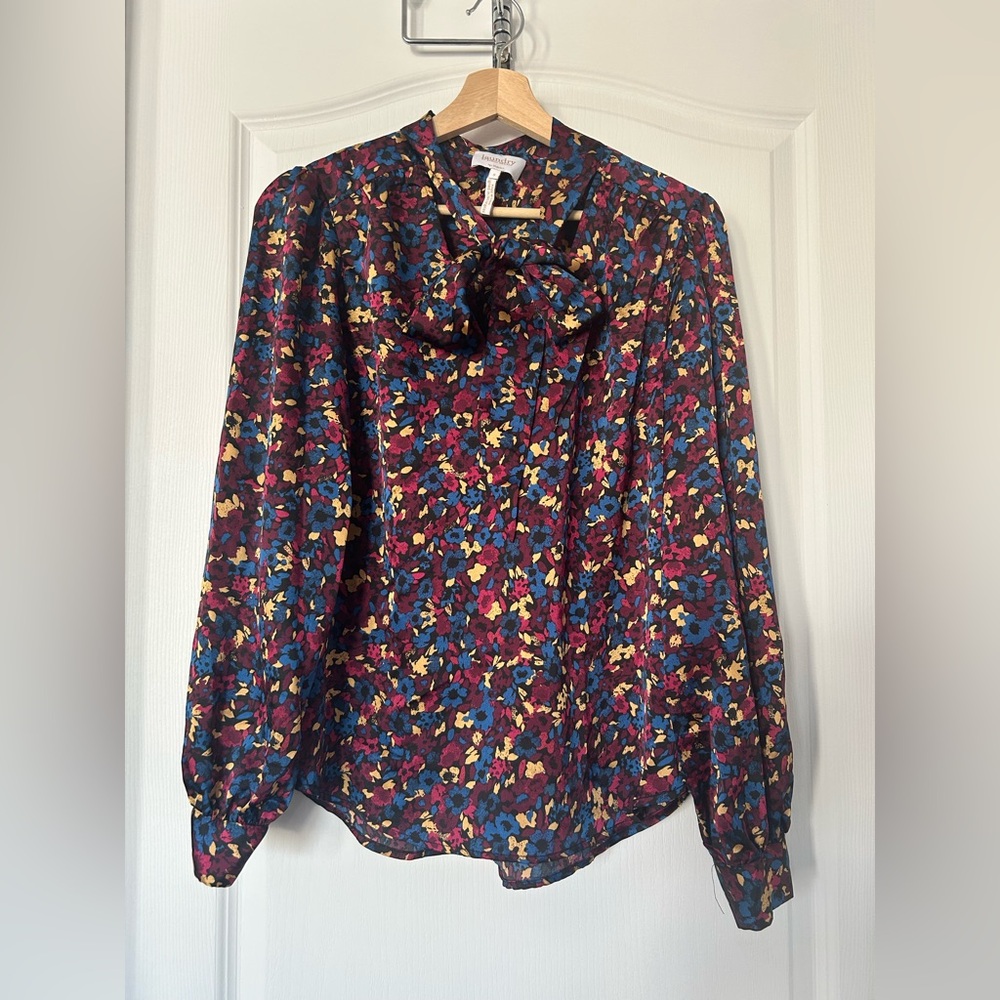 Laundry Women's Tie Neck Balloon Sleeve Blouse